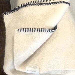 Mariaflora Ladakh Punto Cavallo Stitch Throw Italian Cream EUC Designer Yacht